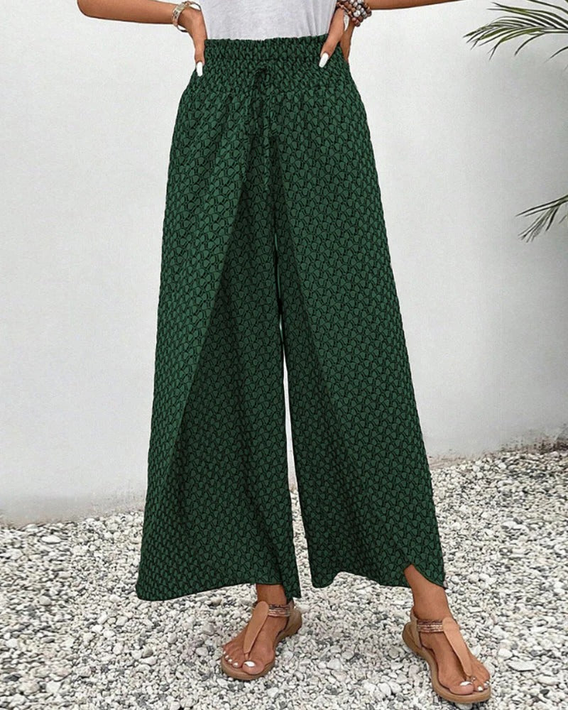 Chic Modern Trousers with Geometric Design