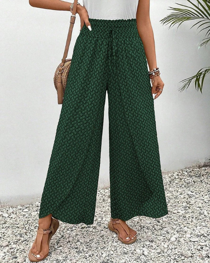 Chic Modern Trousers with Geometric Design
