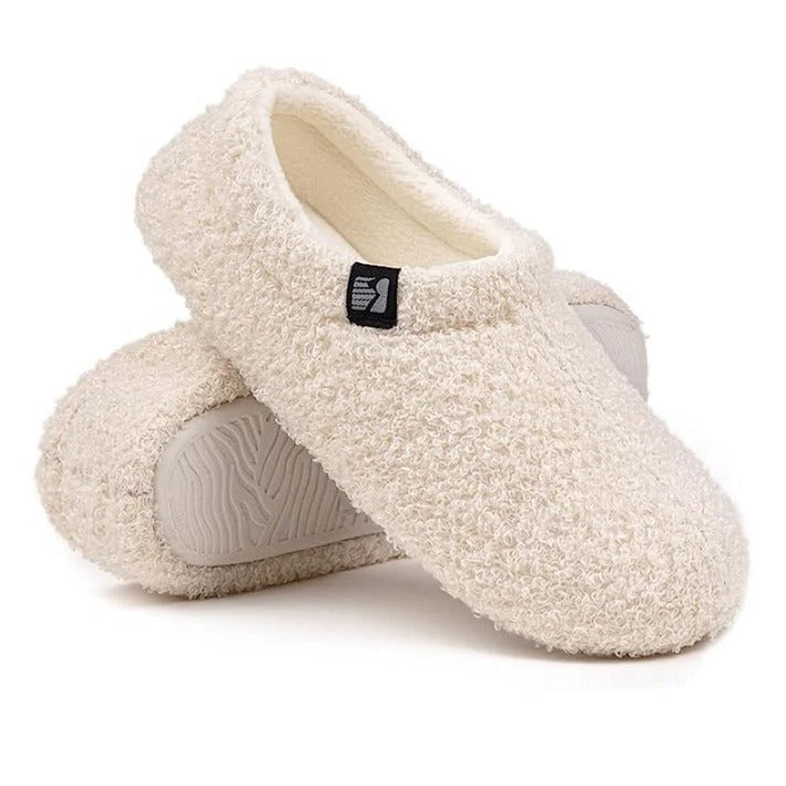 Cozy Closed-Back Fleece Slippers for Indoor Comfort