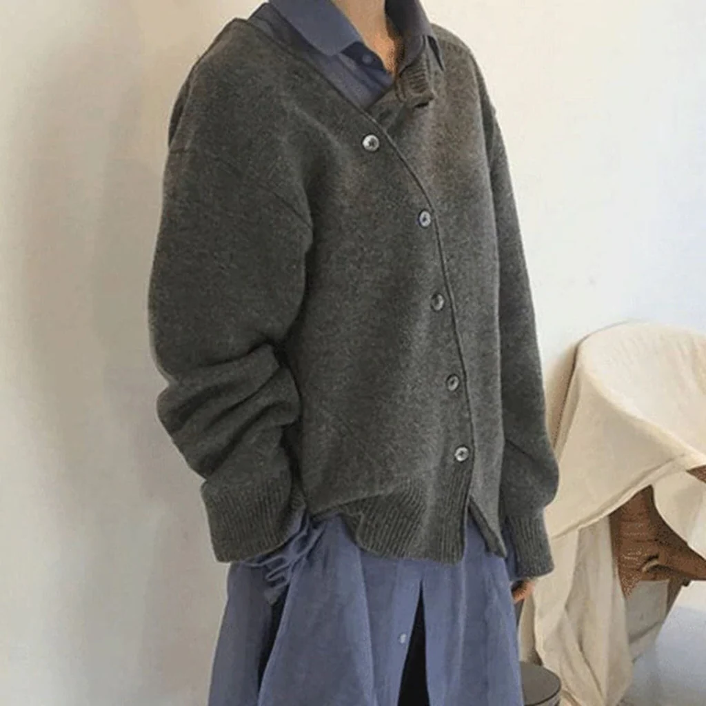 Luxurious Cashmere Wrap Jacket with Stylish Button Accents