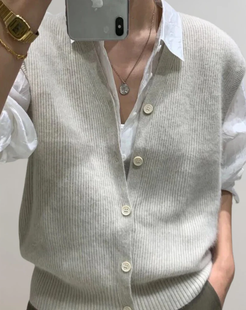 Chic Knit Vest with Elegant Button Detail