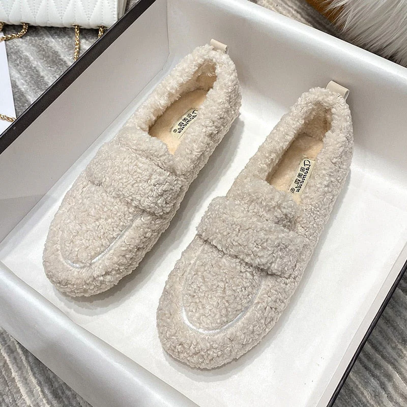 Cozy Comfort Footwear for Home Relaxation