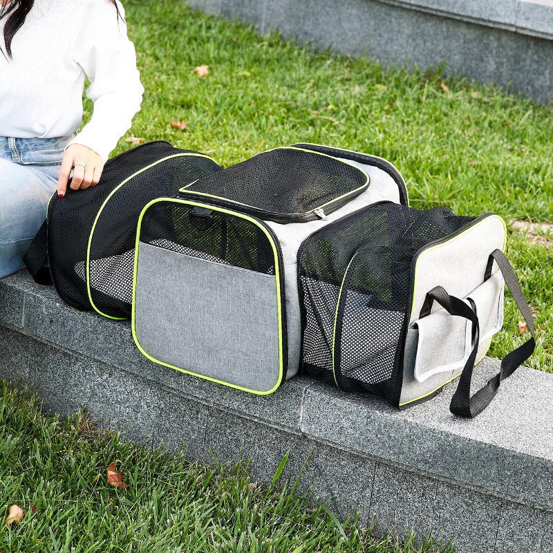 Compact Pet Travel Carrier for Easy Transport