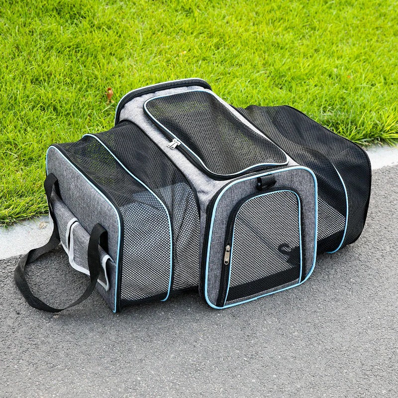Compact Pet Travel Carrier for Easy Transport