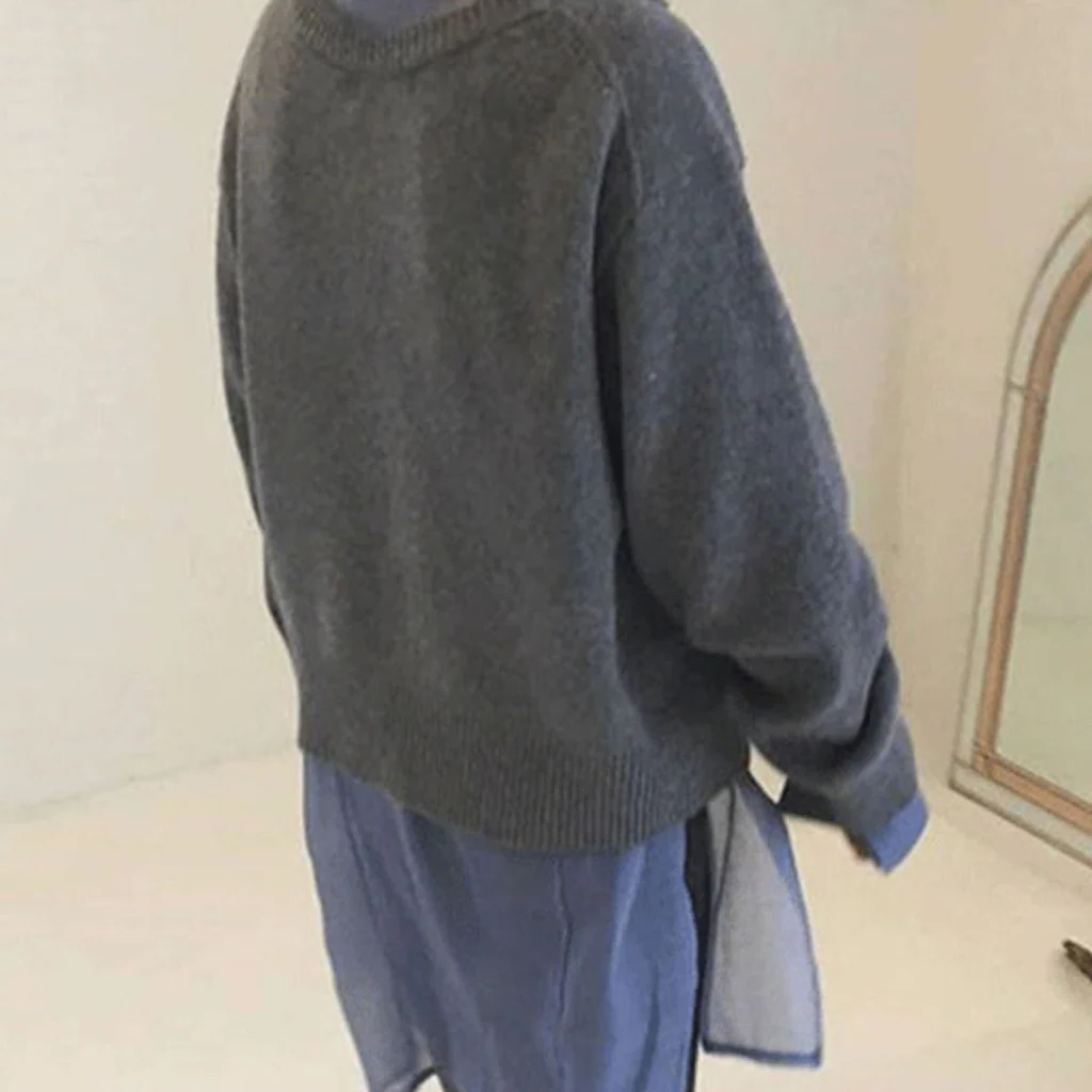 Luxurious Cashmere Wrap Jacket with Stylish Button Accents