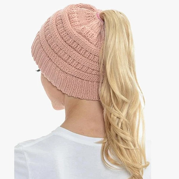 Chic Bun Beanie for Women – Cozy Ribbed Cap with Ponytail Opening