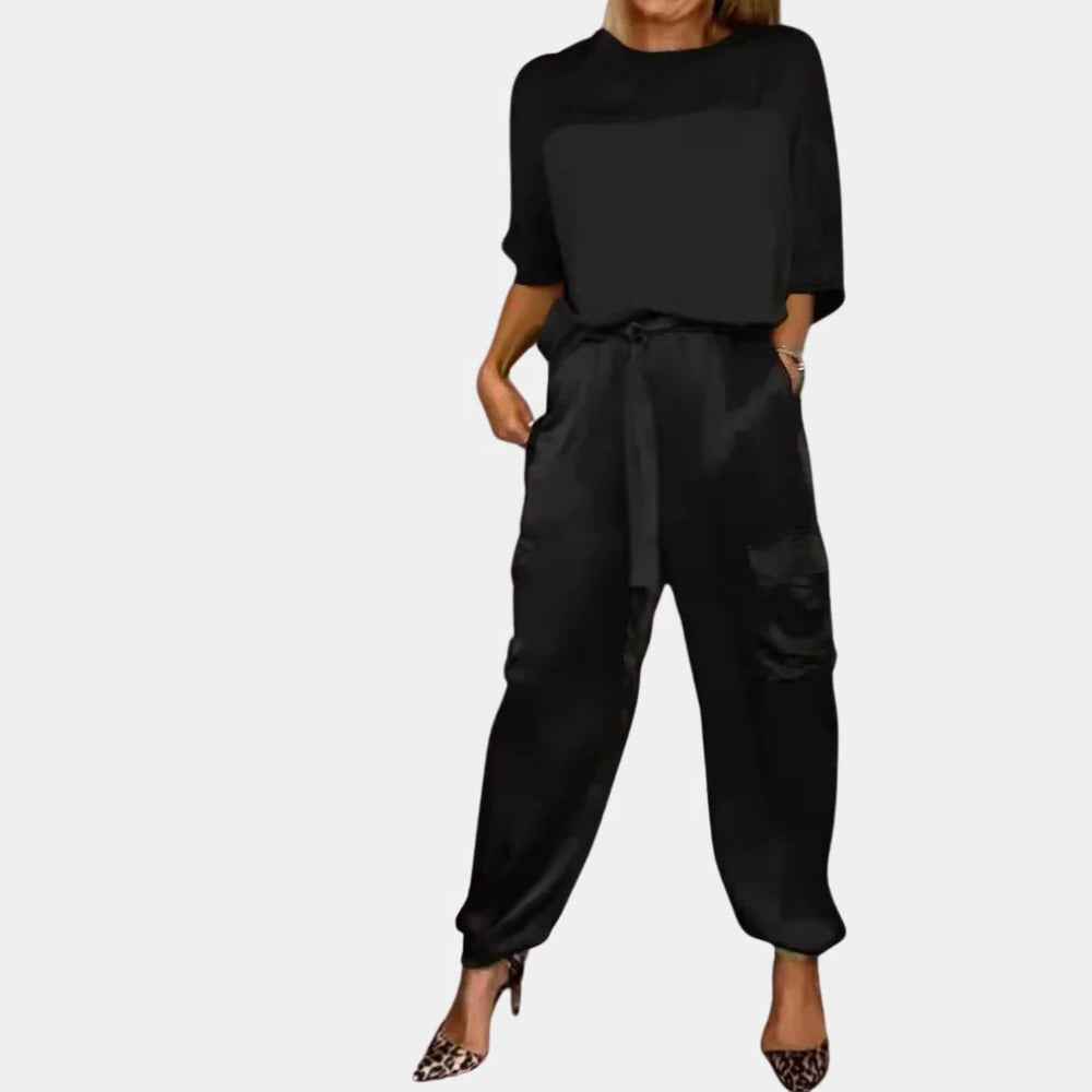 Chic Two-Piece Women's Ensemble for Everyday Style