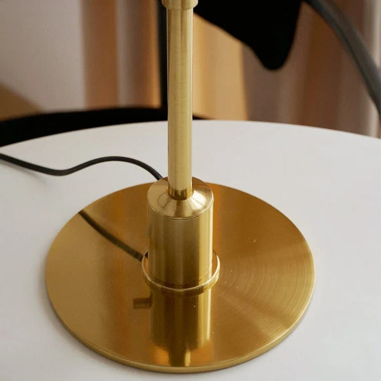 Nordic Glow LED Desk Lamp – Illuminate Your Space with Style