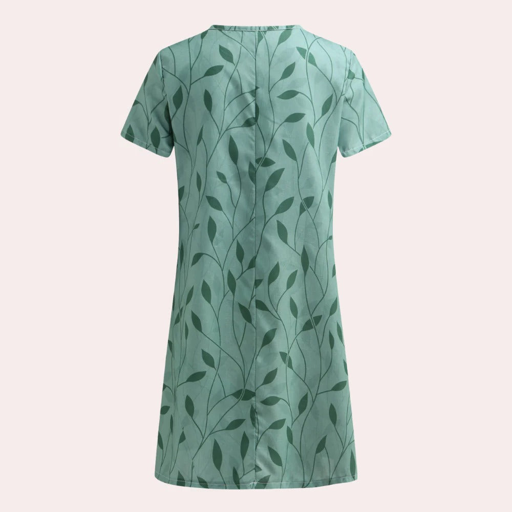 Effortless Elegance: Women's Versatile Dress