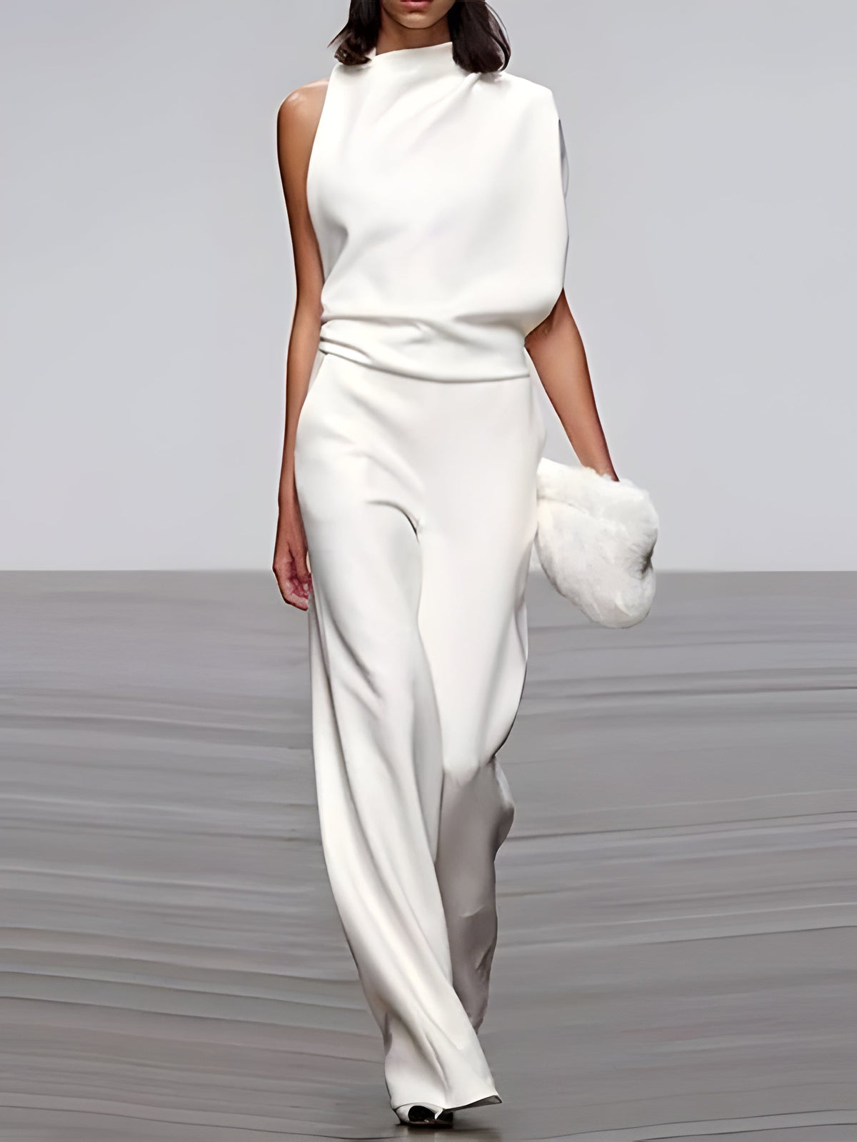 Chic Sleeveless Flared Jumpsuit for Effortless Elegance