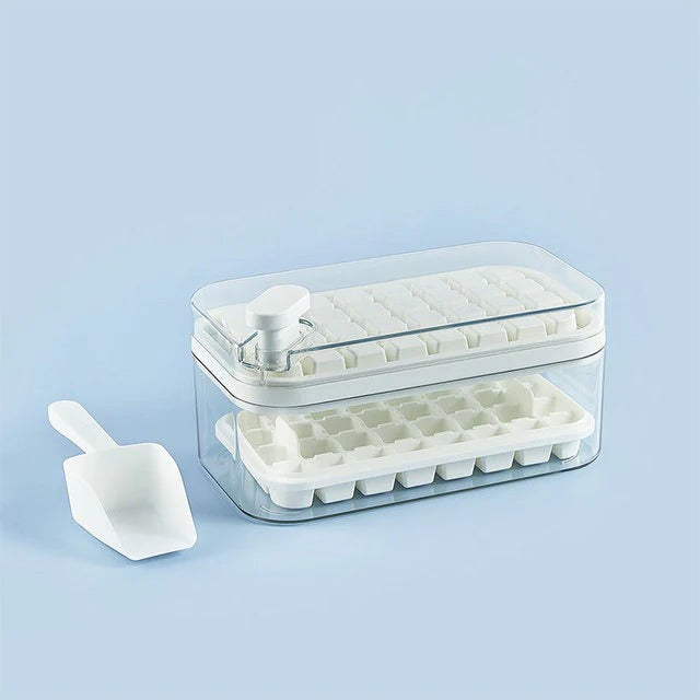 Effortless Ice Cube Maker with Quick Release Functionality