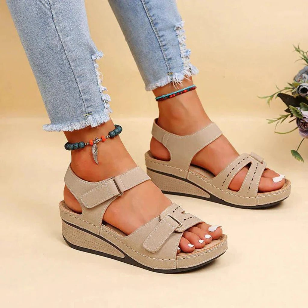 Ergonomic Summer Sandals | Stylish Support for Every Step