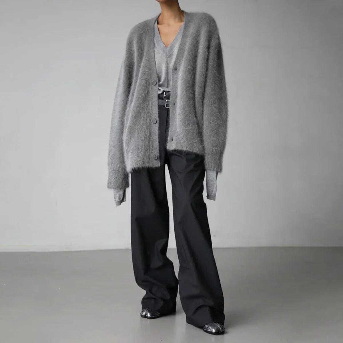 Sumptuous Cashmere Sweater for Women: Embrace Everyday Elegance