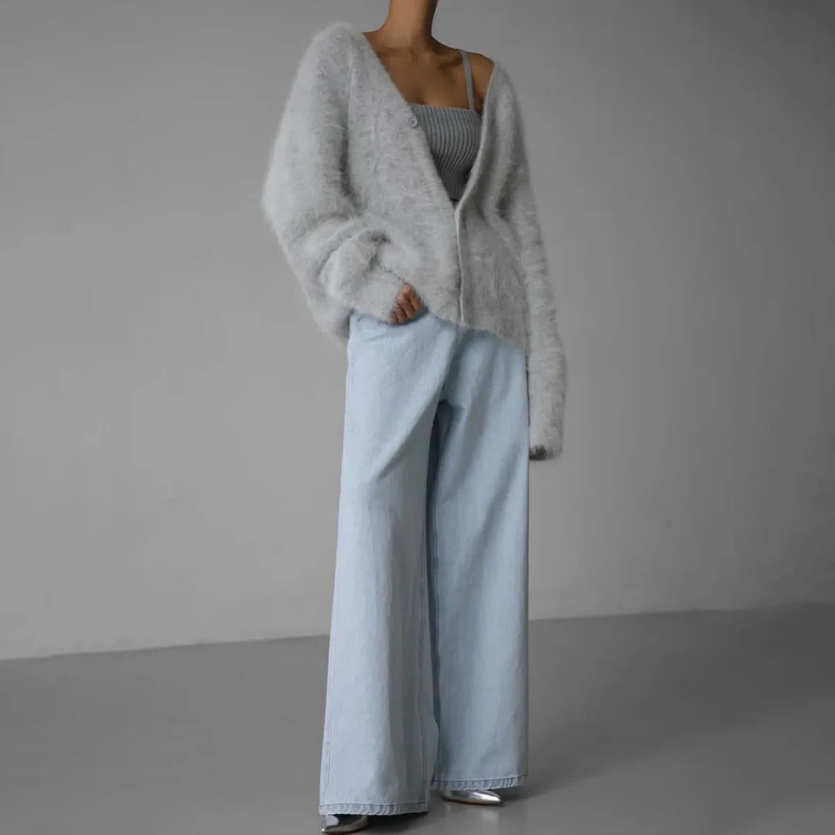 Sumptuous Cashmere Sweater for Women: Embrace Everyday Elegance