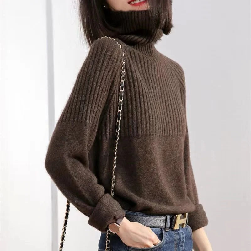 Luxurious Cashmere Turtleneck Sweater for Women
