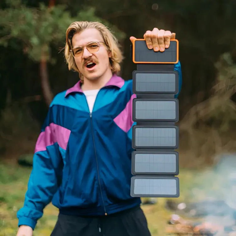 Ultimate Freedom Solar Charger with High Capacity Battery