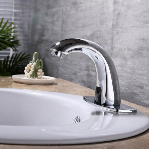 Smart Sensor Faucet for Effortless Handwashing