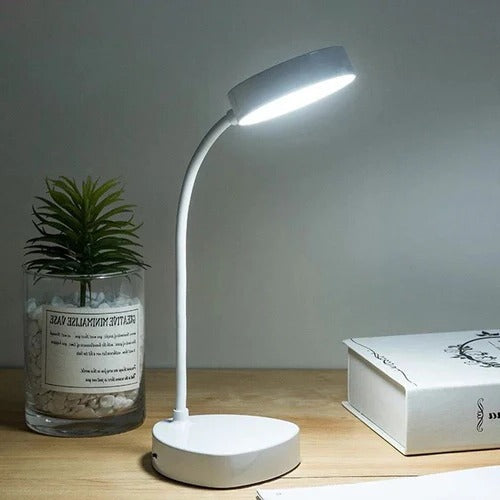 Smart Touch LED Reading Lamp for Cozy Spaces