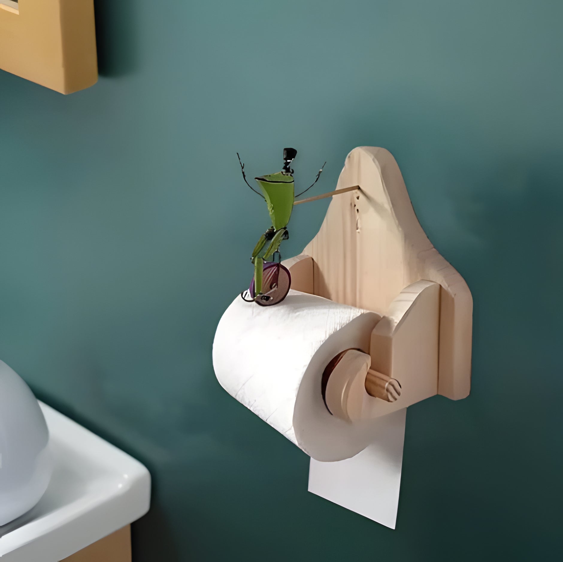 Charming Frog Bicycle Toilet Paper Holder