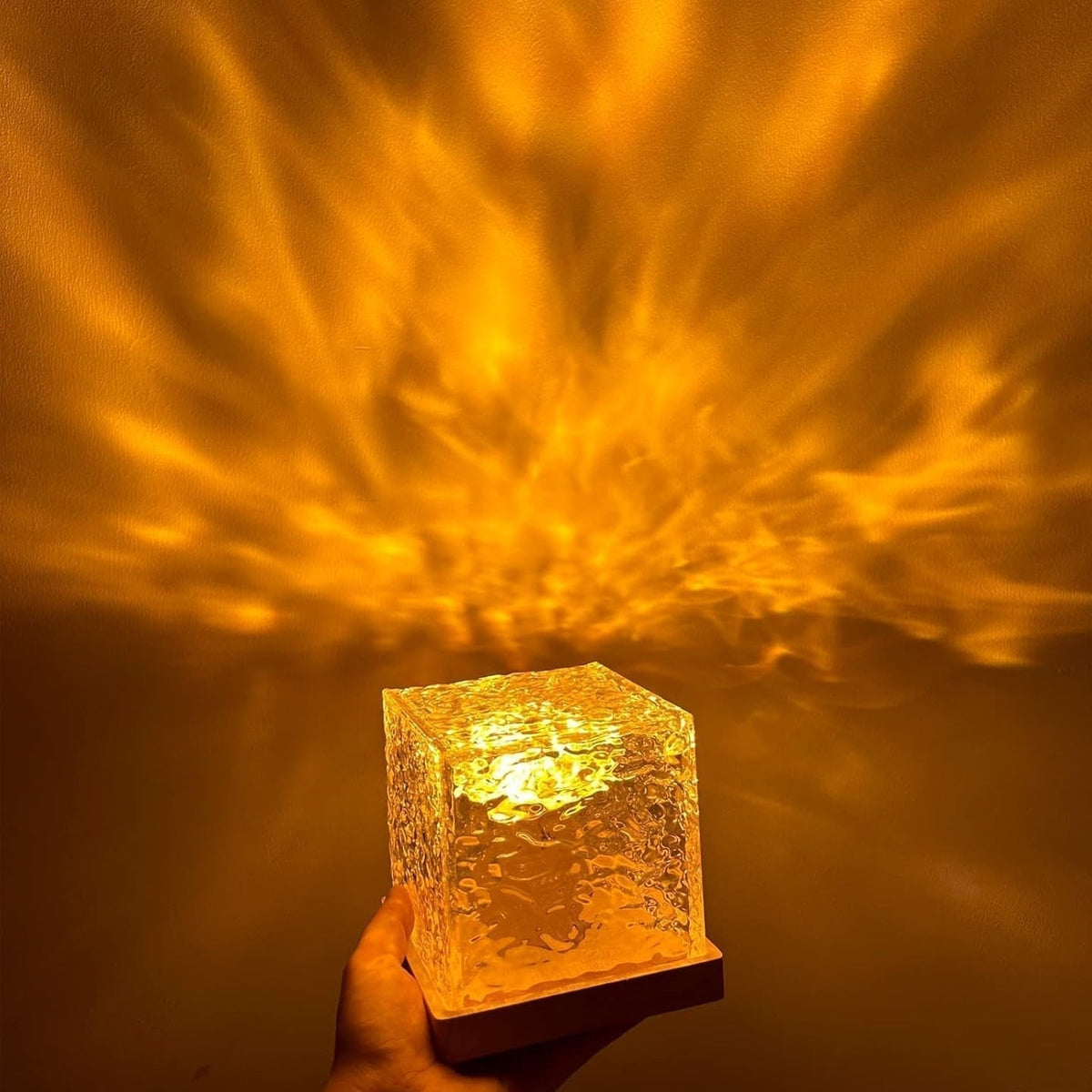 Prisma Lamp - Borealis Cube Design