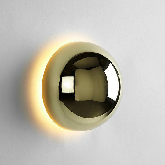 Retro-Style Architectural Wall Light Fixture