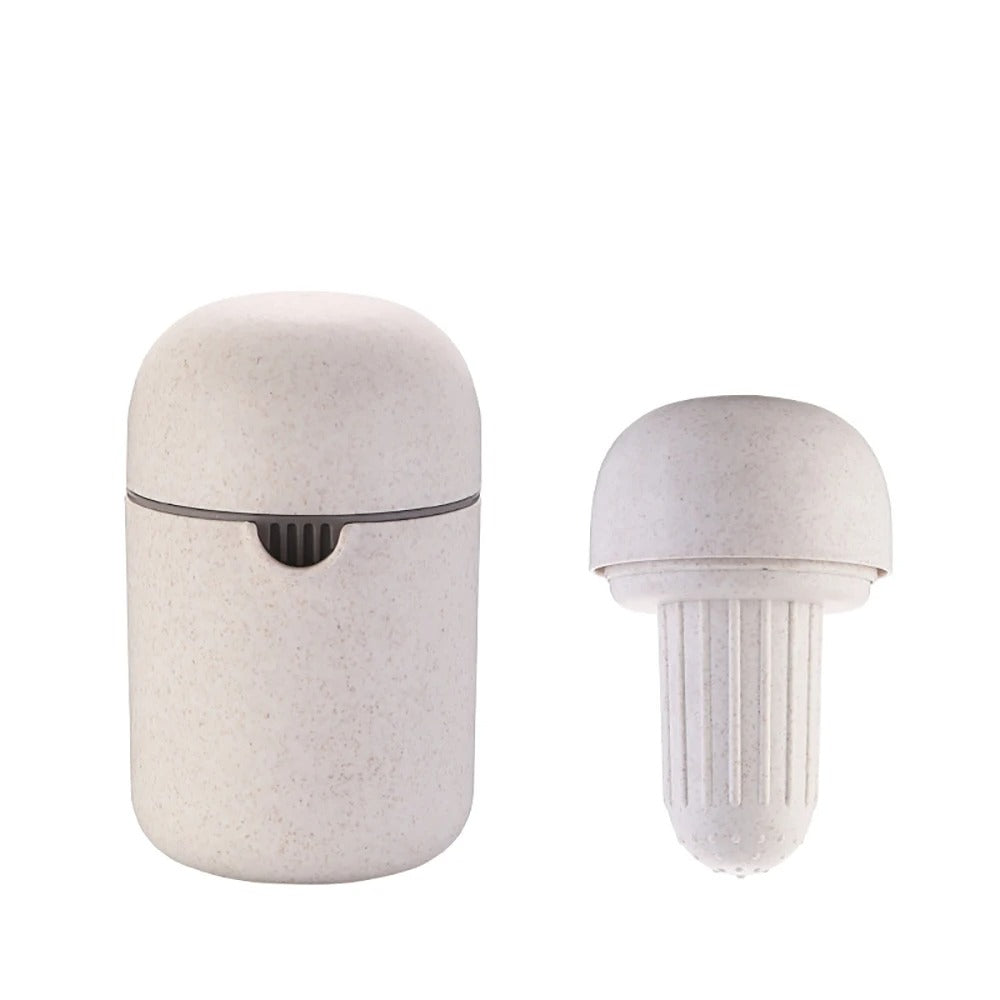 Compact Citrus Press with Non-Slip Base and Easy Clean Parts