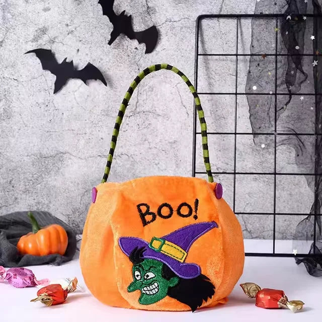 Cheerful Pumpkin-Shaped Treat Bag for Halloween Fun