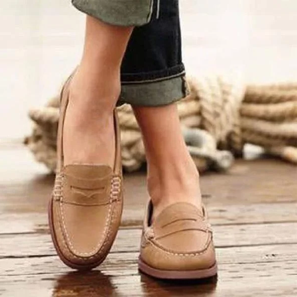 Chic Women’s Classic Low Heel Slip-On Loafers