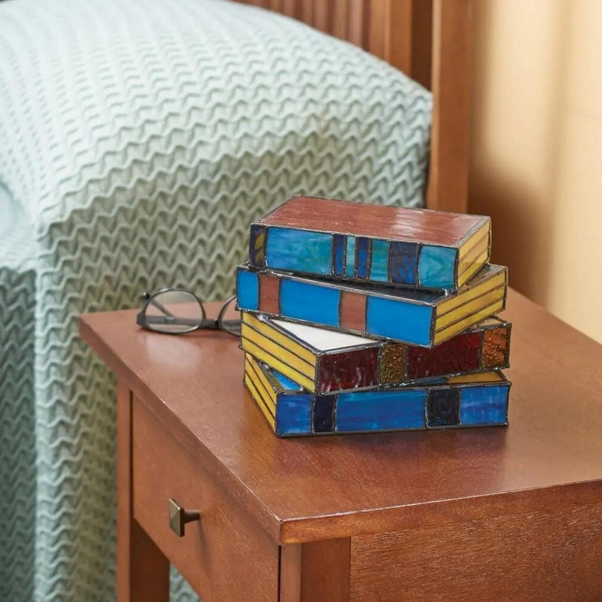 Literary Glow: Stained Glass Book Lamp
