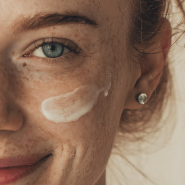 Revitalizing Eye Spot Treatment Cream