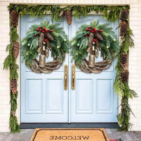 Rustic Holiday Charm Wreath for a Joyful Season