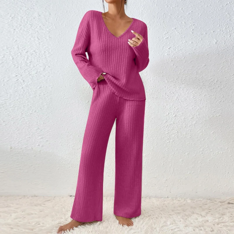 Chic Women's Winter Ensemble for Ultimate Comfort