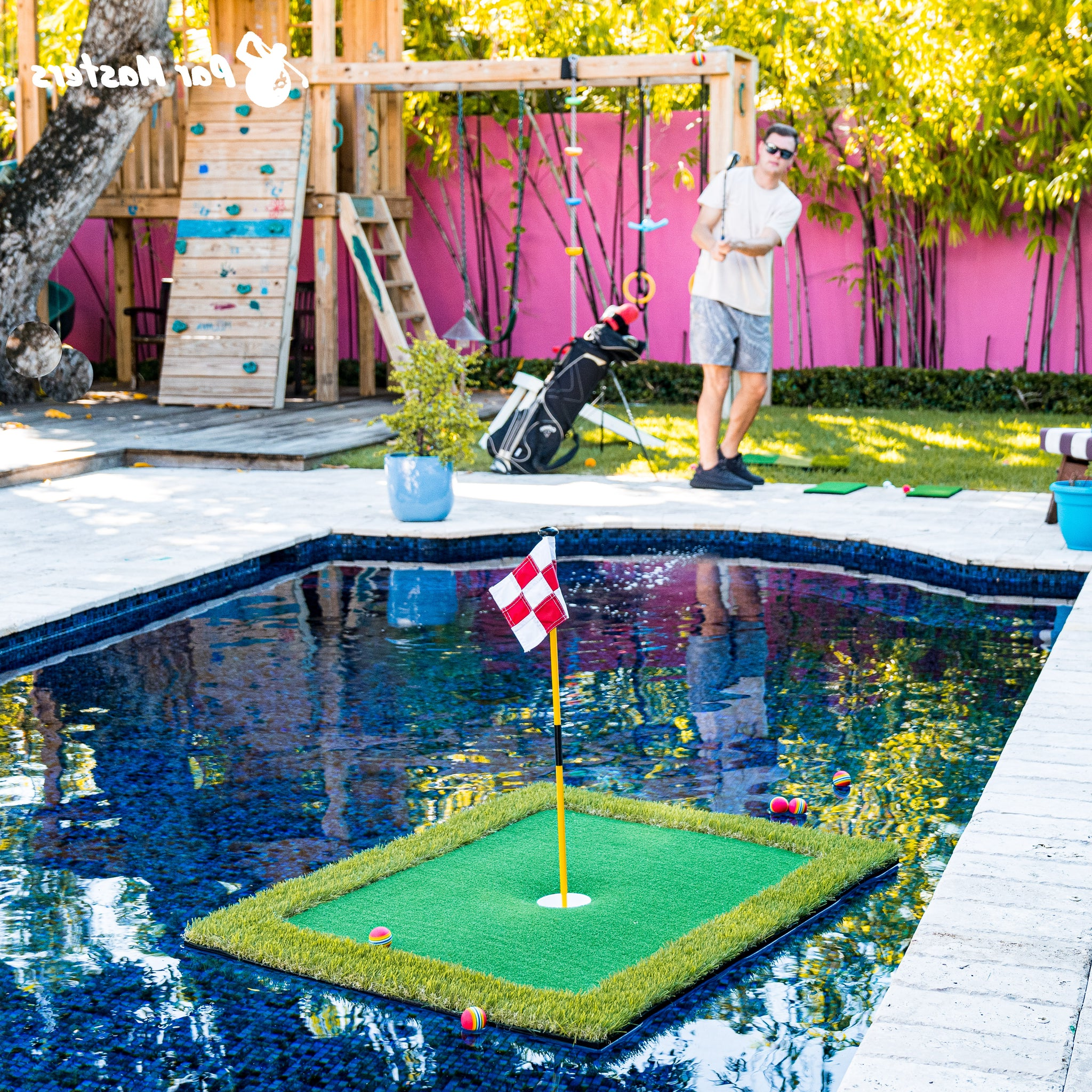Portable Floating Golf Practice Mat with Regulation Cup