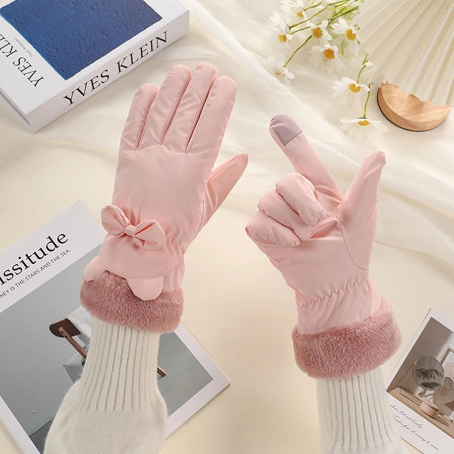 Chic Touchscreen Winter Gloves for Women