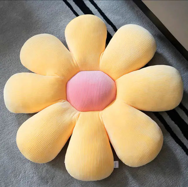 Floral Design Cushion for Comfort - Flower-Shaped Pillow